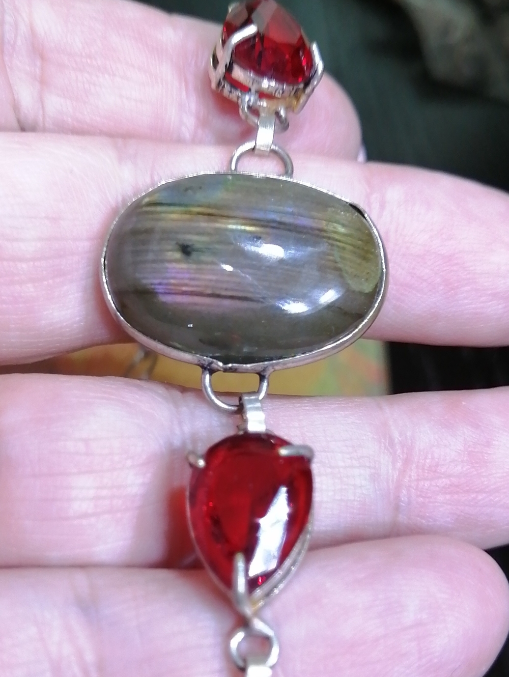 Labradorite and Red Crystal Unisex Bracelet